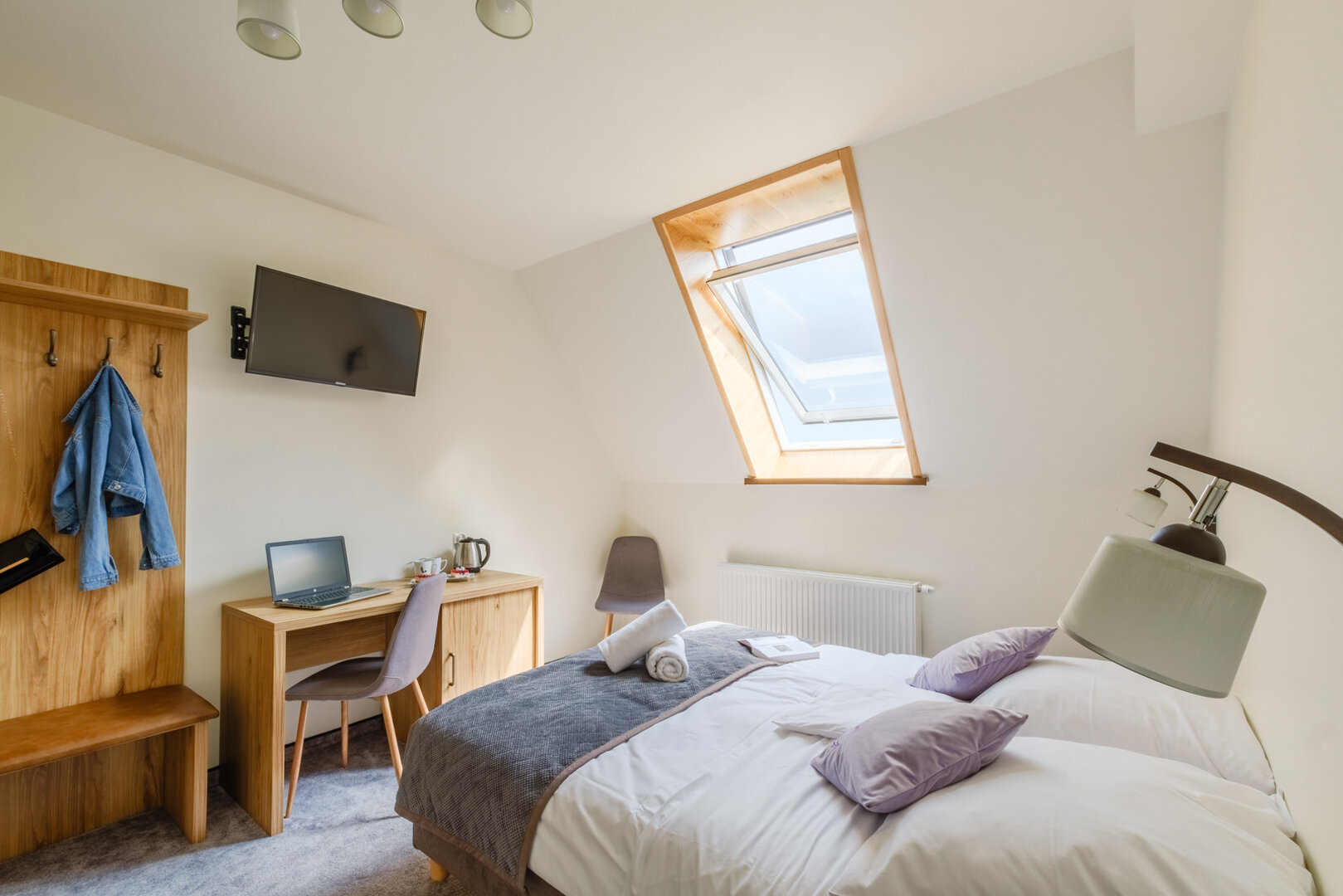 Pokój z 2 łóżkami pojedynczymi i widokiem na góry